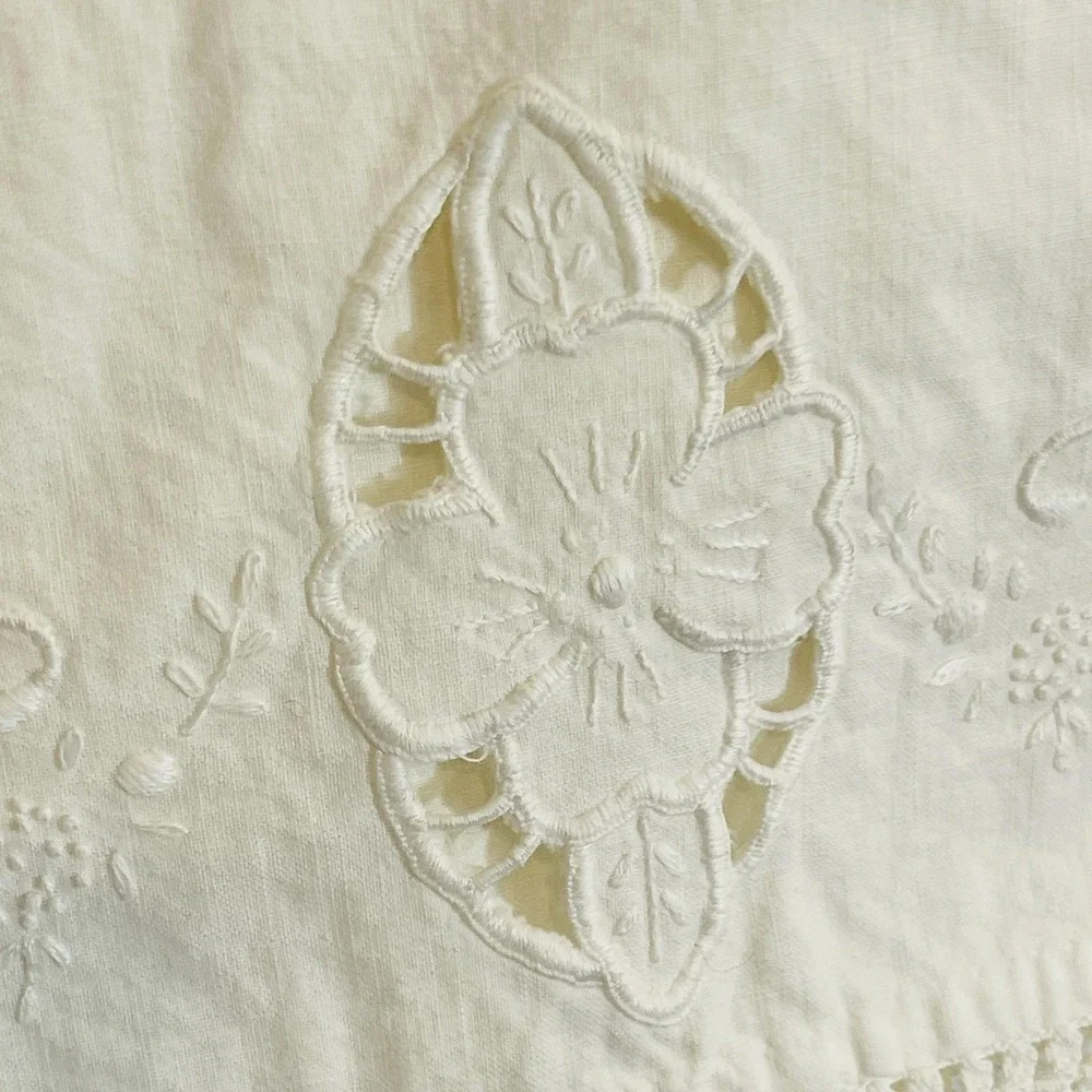 Vintage Embroidered Cutwork Floral Standard Pillowcase Crochet Cotton‎ White